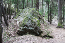 09_park_monrepo_kamen