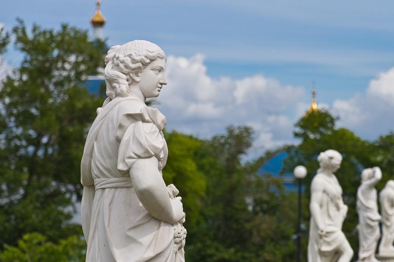 Выборг скульптуры на проспекте Ленина
