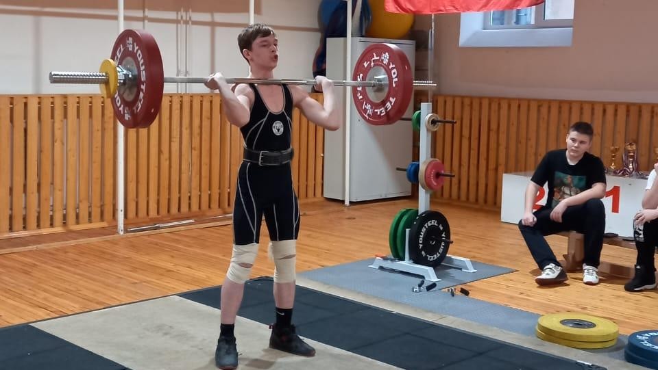 Соревнования штангистов